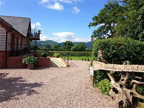 Big Bear Lodge Melverley Exterior foto